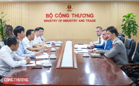 Zarubezhneft và Rosatom (Nga) mong muốn triển khai các dự án điện gió ngoài khơi tại Việt Nam