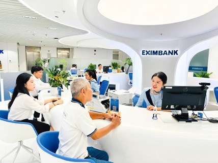 Eximbank tối ưu chi phí thanh toán quốc tế cho doanh nghiệp xuất nhập khẩu