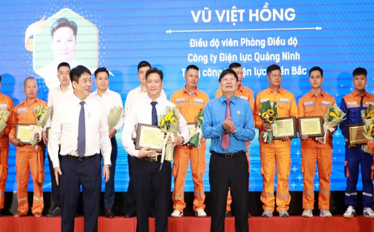Vũ Việt Hồng: Sức trẻ rực cháy trong tư duy của người kỹ sư Điều độ vận hành lưới điện Quảng Ninh