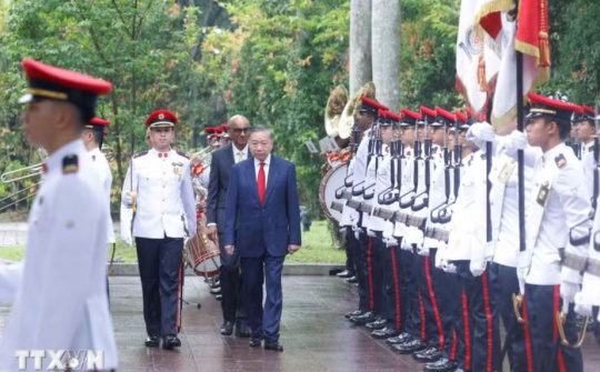 Lễ đón trọng thể Tổng Bí thư, Chủ tịch nước Tô Lâm thăm cấp Nhà nước tới Cộng hòa Singapore