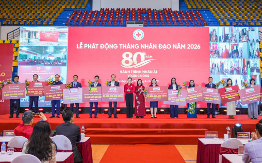 EximBank trao tặng 10 tỉ đồng hưởng ứng Tháng Nhân đạo năm 2026