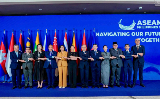 Thứ trưởng Phan Thị Thắng dẫn đầu Đoàn Việt Nam tham dự Hội nghị Hội đồng Cộng đồng Kinh tế ASEAN lần thứ 27