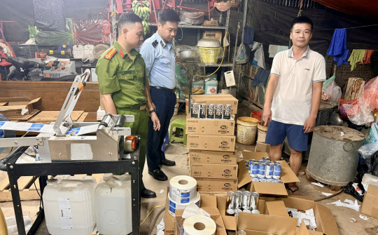 Hà Nội phát hiện dấu hiệu thay đổi nhãn hàng hóa, chuyển hồ sơ sang công an điều tra