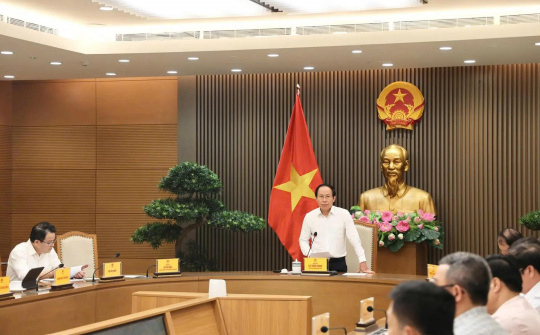 Quyết tâm tháo gỡ điểm nghẽn thể chế, góp phần tăng trưởng đạt “2 con số”