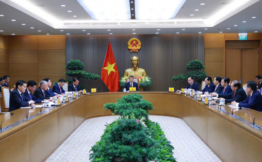 Thủ tướng Lê Minh Hưng điện đàm với Thủ tướng Trung Quốc Lý Cường
