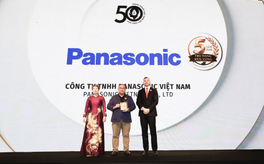 Panasonic Việt Nam lần thứ năm liên tiếp được vinh danh trong Top 50 Doanh nghiệp phát triển bền vững