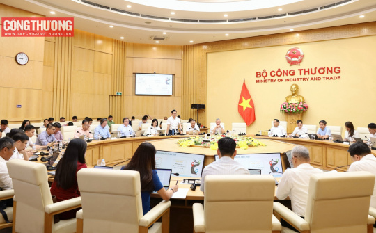 Bộ Công Thương họp tham vấn kỹ thuật về rà soát, điều chỉnh thiết kế thị trường điện cạnh tranh