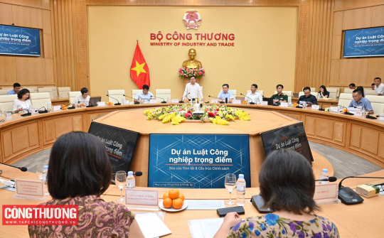 Bộ Công Thương tiếp tục hoàn thiện dự thảo Luật Công nghiệp trọng điểm
