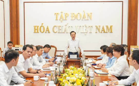 Vinachem: Đánh giá giai đoạn 1 nghiên cứu chuỗi giá trị bán dẫn, triển khai giai đoạn 2 về đất hiếm