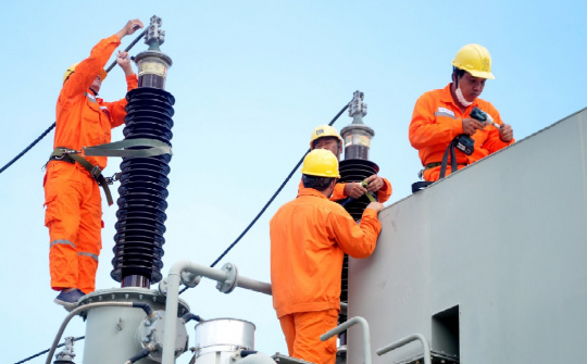 Bộ Công Thương đẩy mạnh cắt giảm thủ tục, rút ngắn thời gian cấp phép hoạt động điện lực