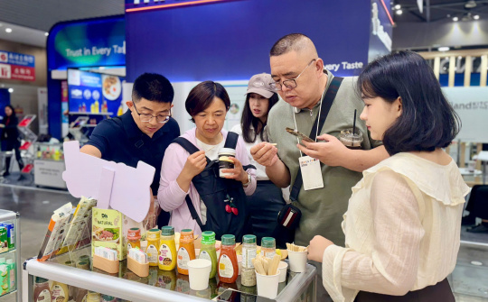 Khu gian hàng Việt Nam thu hút đông đảo sự quan tâm tại Triển lãm Thực phẩm Quốc tế Seoul Food 2026