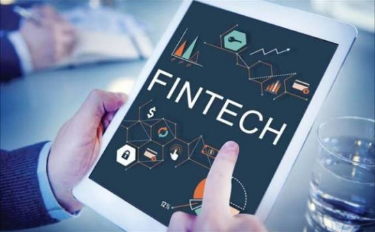 Tác động của phát triển Fintech đến quyết định tài trợ và quyết định đầu tư của các doanh nghiệp niêm yết tại Việt Nam