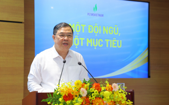 Phó Thủ tướng Thường trực Chính phủ Phạm Gia Túc: Petrovietnam đóng góp quan trọng vào ổn định kinh tế vĩ mô, bảo đảm các cân đối lớn của nền kinh tế