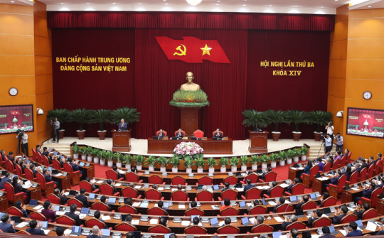 Thông cáo báo chí về ngày làm việc thứ nhất Hội nghị Trung ương 3 khóa XIV