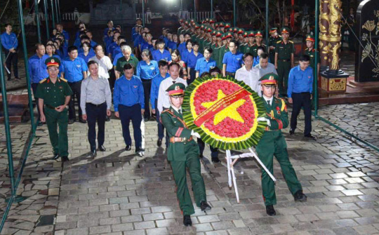 Đoàn Thanh niên Chính phủ phối hợp triển khai chuỗi hoạt động tri ân các Anh hùng liệt sĩ và chăm lo an sinh xã hội tại Quảng Ngãi