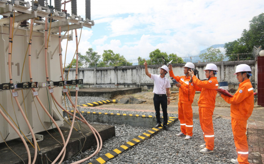 Công ty Điện lực Lai Châu chủ động bảo đảm an toàn lưới điện mùa mưa bão