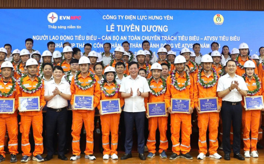 Công ty Điện lực Hưng Yên tổ chức tuyên dương người lao động tiêu biểu năm 2026