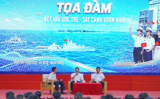 Trường Đại học Điện lực: Lan tỏa tình yêu biển, đảo từ hành trình về nguồn