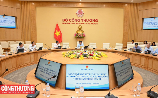 Bộ Công Thương họp chuyên đề về xây dựng pháp luật, triển khai nhiệm vụ trọng tâm trong Quý III