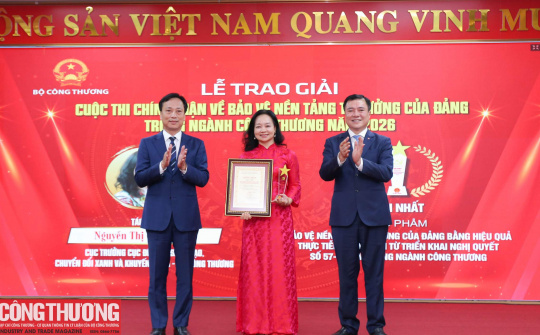 [CHÙM ẢNH] Lễ trao giải Cuộc thi chính luận về bảo vệ nền tảng tư tưởng của Đảng trong ngành Công Thương năm 2026