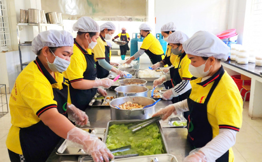 Thủ tướng Chính phủ yêu cầu tăng cường bảo đảm an toàn thực phẩm trong cơ sở giáo dục