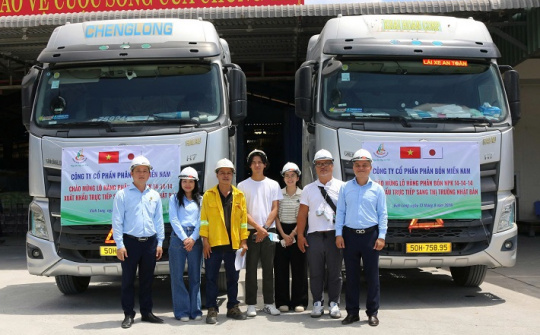 Phân Bón Miền Nam xuất khẩu 300 tấn NPK 14-14-14 sang thị trường Nhật Bản
