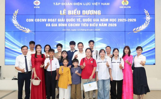 EVNGENCO1: 2 gia đình tiêu biểu và 5 học sinh đạt giải Quốc gia được vinh danh cấp Tập đoàn năm 2026