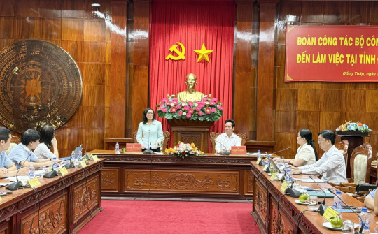 Thứ trưởng Phan Thị Thắng: Đồng Tháp cần nâng giá trị nông sản, mở rộng thị trường xuất khẩu