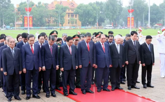 81 năm Quốc khánh 2/9: Lãnh đạo Đảng, Nhà nước vào Lăng viếng Chủ tịch Hồ Chí Minh