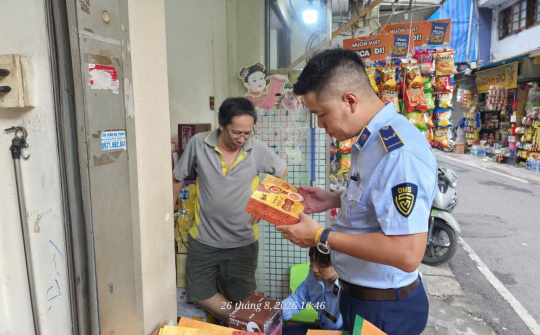 Hà Nội: Xử phạt cơ sở kinh doanh 871 đồ chơi trẻ em không rõ nguồn gốc
