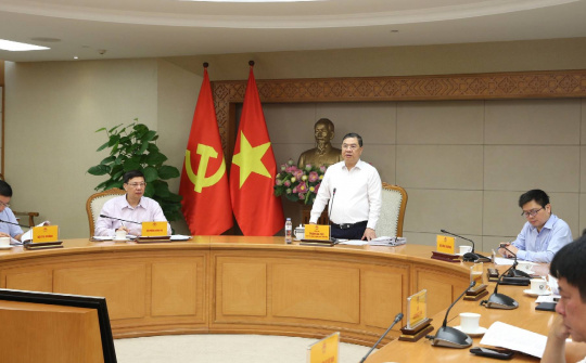 Tháo gỡ khó khăn, đẩy nhanh tiến độ các dự án năng lượng: Nhiều dự án nguồn và lưới điện chuyển biến tích cực