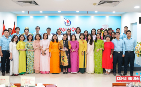 [CHÙM ẢNH] Đại hội Chi hội Nhà báo Tạp chí Công Thương nhiệm kỳ 2026 - 2028