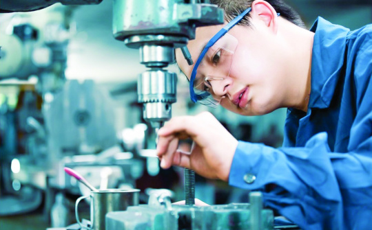 Đến năm 2030, phát triển tối thiểu 20 doanh nghiệp làm chủ công nghệ, sản phẩm công nghệ chiến lược