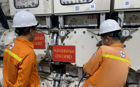 Truyền tải điện Hà Nội chủ động bảo đảm vận hành lưới điện dịp 2/9
