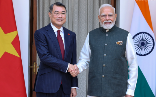 Thủ tướng Chính phủ Lê Minh Hưng hội đàm với Thủ tướng Ấn Độ Narendra Modi