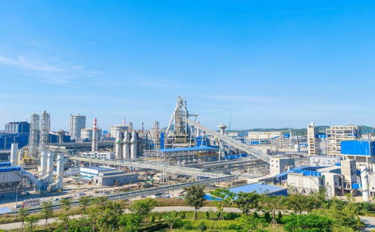 Thép Hòa Phát Dung Quất đầu tư phương tiện điện hóa, thúc đẩy lộ trình chuyển đổi xanh