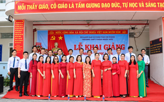 Trường THPT Thoại Ngọc Hầu: Lấy học sinh làm trung tâm, xây dựng môi trường giáo dục toàn diện và hạnh phúc