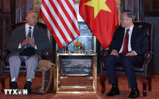 Tổng Bí thư, Chủ tịch nước Tô Lâm gặp Ban Lãnh đạo Đảng Cộng sản Hoa Kỳ