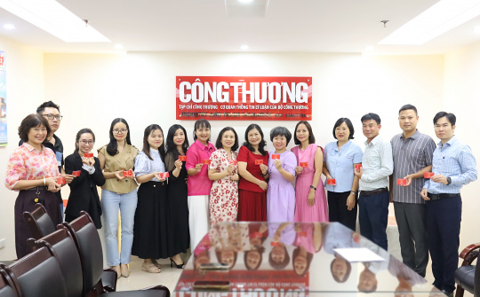 Chi hội Nhà báo Tạp chí Công Thương kiện toàn Ban Thư ký nhiệm kỳ 2026 - 2028 và phát thẻ cho 22 nhà báo trong đợt 1