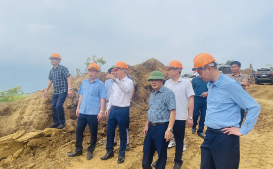 Tổng Giám đốc Apatit Việt Nam kiểm tra tiến độ tại Khai trường 19
