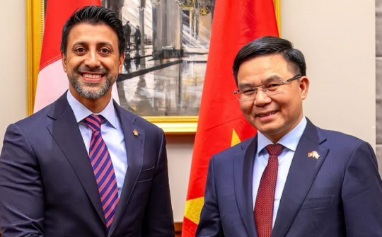 Bộ Công Thương Việt Nam và Bộ Thương mại quốc tế và các vấn đề toàn cầu Canada thúc đẩy kết nối thương mại, đầu tư và chuỗi cung ứng