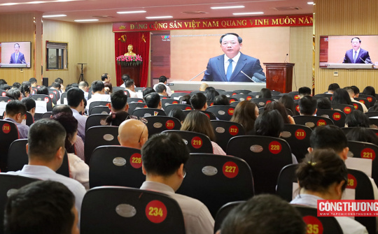 Đảng ủy Bộ Công Thương tham dự Hội nghị toàn quốc nghiên cứu, học tập, quán triệt và triển khai thực hiện một số Nghị quyết, Chỉ thị của Bộ Chính trị