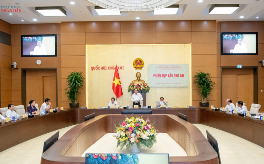 Ủy ban Thường vụ Quốc hội đánh giá cao nỗ lực, trách nhiệm của Chính phủ trong tổng rà soát hệ thống văn bản quy phạm pháp luật