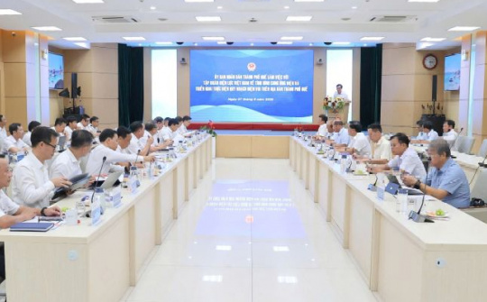 EVNNPT chủ động đầu tư lưới truyền tải, tạo nền tảng thúc đẩy phát triển kinh tế xã hội cho thành phố Huế