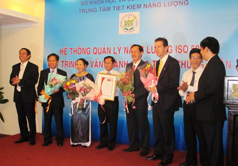 ECC HCMC: Trao chứng chỉ Hệ thống quản lý năng lượng ISO 50001