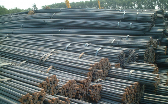 Giá thép trên thị trường Trung Quốc tăng lên mức cao nhất 3 tuần do lượng dự trữ giảm