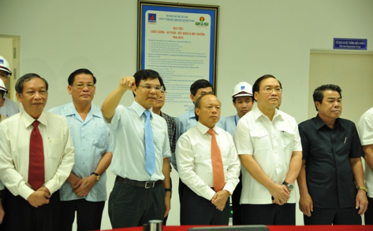 Đạm Cà Mau tổ chức Lễ mừng tấn urê thứ 1 triệu