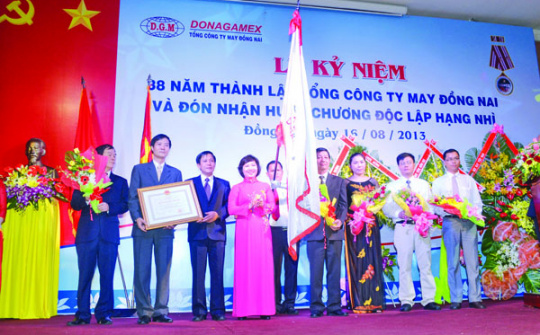Tổng công ty May Đồng Nai: Vững bước ra biển lớn