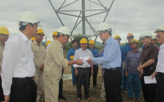  Tết sớm trên đường dây 500 kV Vĩnh Tân - Sông Mây