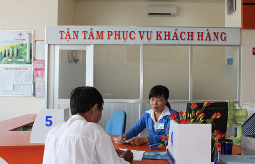 Điểm số hài lòng của khách hàng đối với EVN HCMC đạt gần 8/10